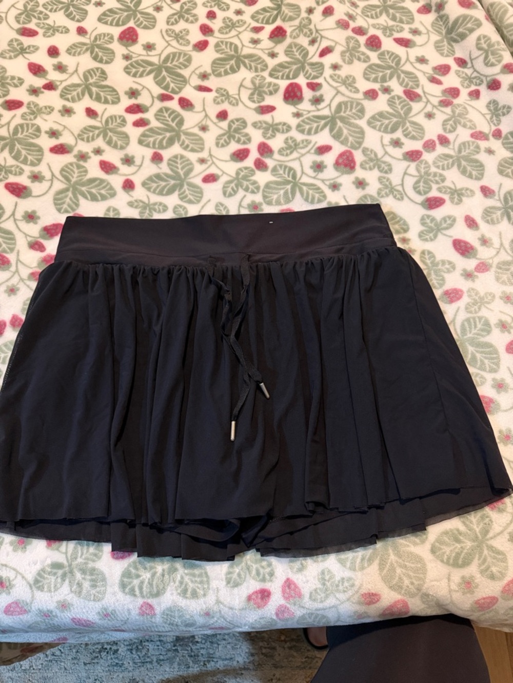 Old Navy Black Pleated Active Skort with Drawstring